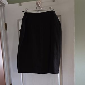 Roz & Ali Classic Black Pencil Skirt